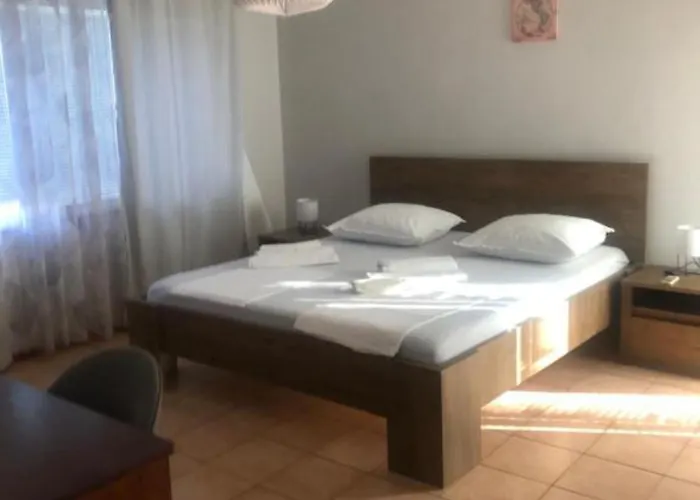 Pansion Stones Apartamento