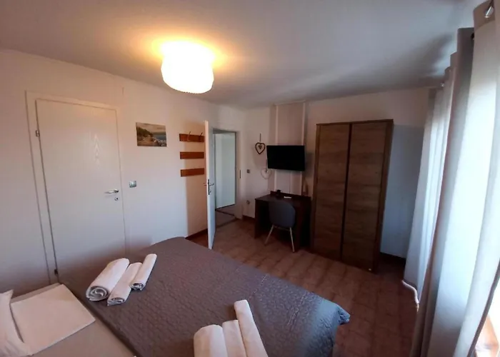 Apartamento Pansion Stones *